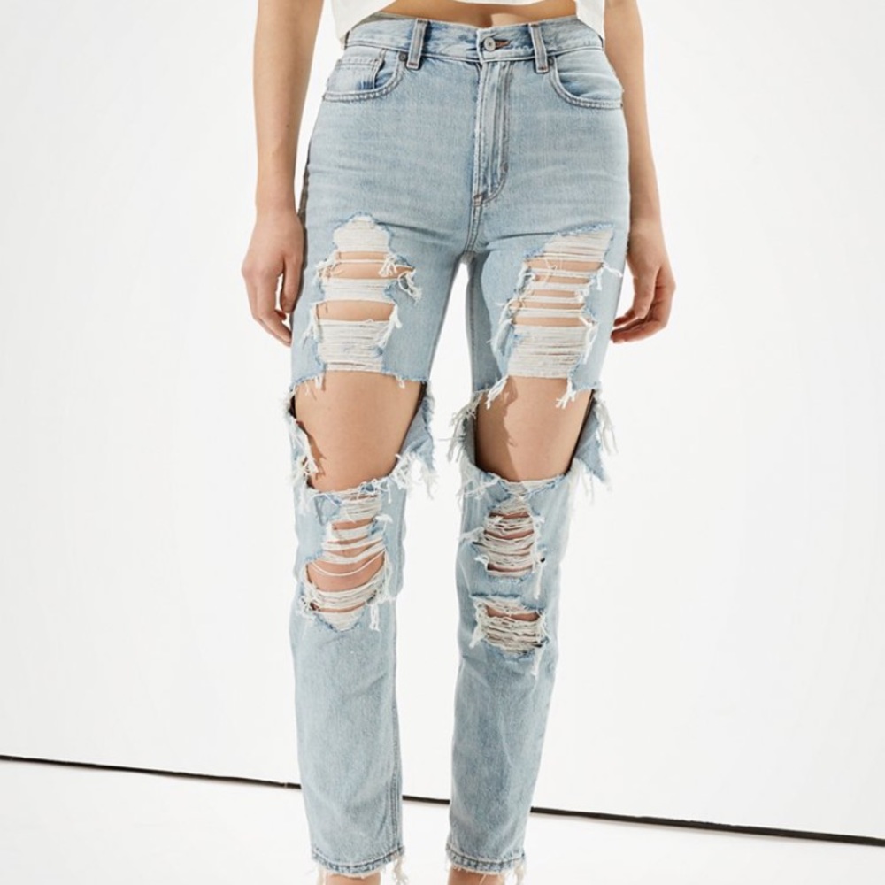 AE Ripped Mom Jean